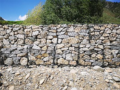 鎮(zhèn)平縣趙河國(guó)道橋至雁廟段河道治理格賓石籠工程